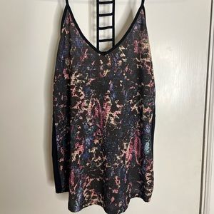 Flowy lululemon tank